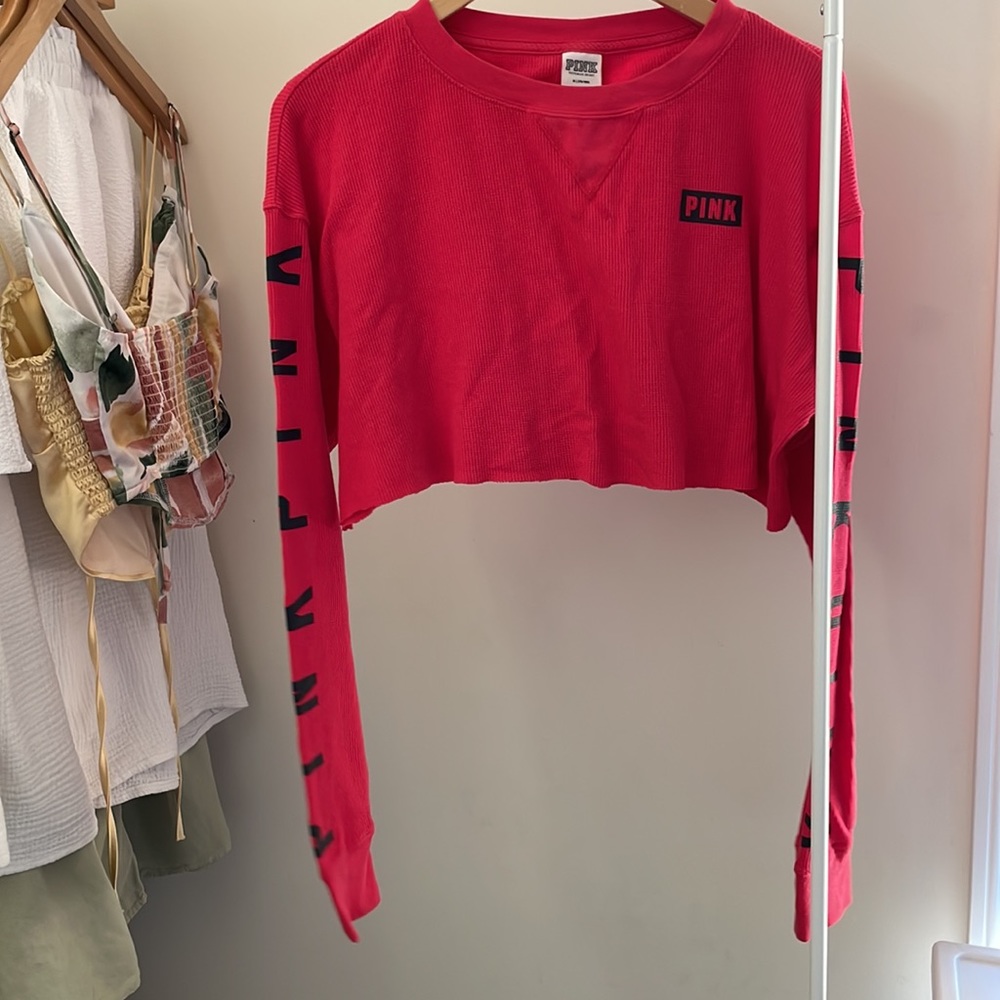 PINK red cropped longsleeve